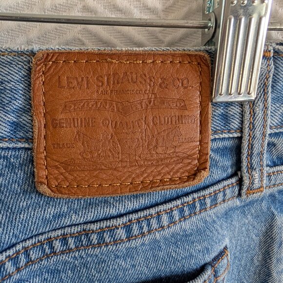 Levi's Wedgie Straight High Rise Rigid Denim Blue Jeans Medium Wash Size 28 - Picture 12 of 14